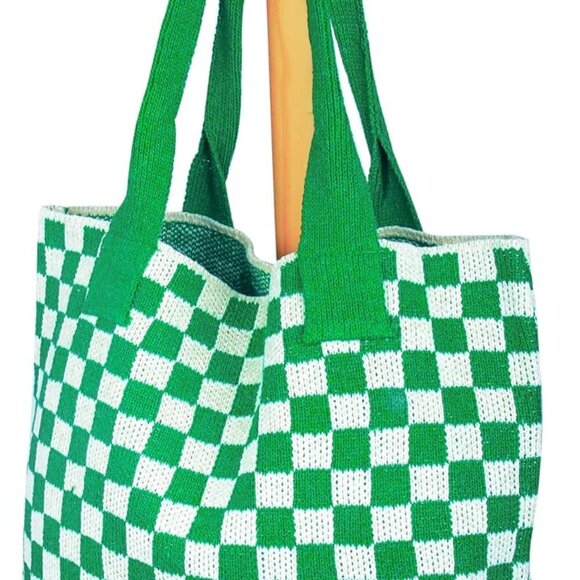 Versatile Crochet Bag for Summer - Large Aesthetic Tote for Beach and Beyond - Picture 6 of 9